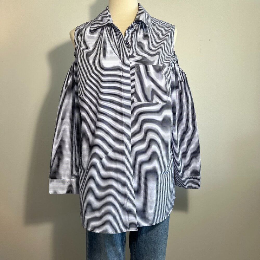 Soft Surroundings Cold  Shoulder button down top Petite Large